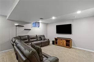 4423 Helmar Dr, Monroeville, PA 15146 - Photo 32