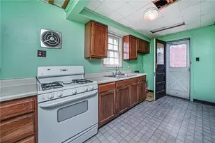 1035 McCoy Rd, Kennedy Township, PA 15136 - Photo 10