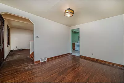 1035 McCoy Rd, Kennedy Township, PA 15136 - Photo 8