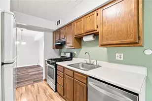 533 Forest Green Dr, Moon/Crescent Twp, PA 15108 - Photo 10