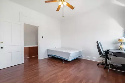 330 Kaercher St, Pittsburgh, PA 15207 - Photo 14
