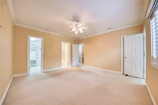 905 Cherry Hill Dr, Collier Township, PA 15142 - Photo 24