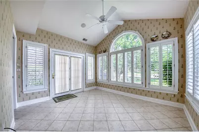 905 Cherry Hill Dr, Collier Township, PA 15142 - Photo 22