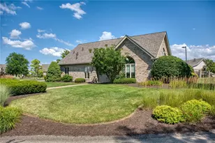 905 Cherry Hill Dr, Collier Township, PA 15142 - Photo 6