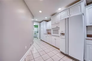 905 Cherry Hill Dr, Collier Township, PA 15142 - Photo 36