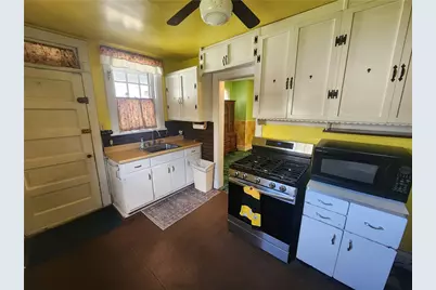8276 Ohio River Blvd, Pittsburgh, PA 15202 - Photo 14