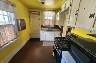 8276 Ohio River Blvd, Pittsburgh, PA 15202 - Photo 12