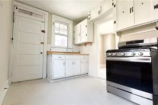 8276 Ohio River Blvd, Pittsburgh, PA 15202 - Photo 12