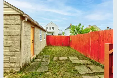 1620 McMinn St, Aliquippa, PA 15001 - Photo 28
