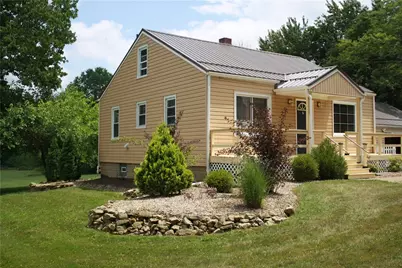 3950 Ivanhoe Rd, South Pymatuning Township, PA 16052 - Photo 4