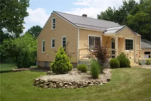 3950 Ivanhoe Rd, South Pymatuning Township, PA 16052 - Photo 4