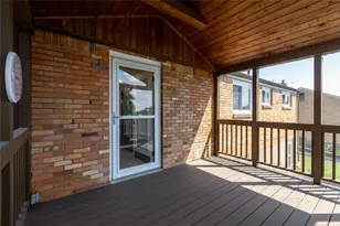 1552 Orchardview Dr, Scott Township, PA 15220 - Photo 14