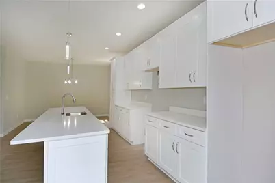 10071 Old Perry, Pittsburgh, PA 15090 - Photo 6