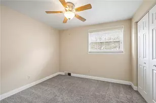3033 Universal Rd, Pittsburgh, PA 15235 - Photo 16