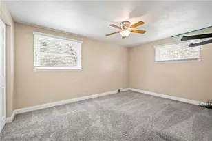 3033 Universal Rd, Pittsburgh, PA 15235 - Photo 14