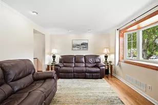 1729 Beryl Dr, Pittsburgh, PA 15227 - Photo 8