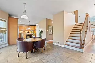 142 James Pl, Pittsburgh, PA 15228 - Photo 8