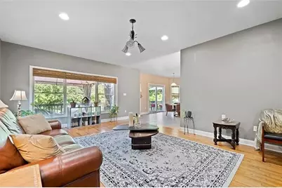 142 James Place, Pittsburgh, PA 15228 - Photo 10