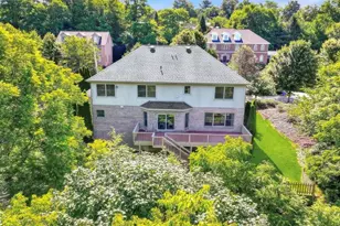 142 James Pl, Pittsburgh, PA 15228 - Photo 2
