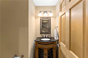 403 Southwind Cir, Seven Springs, PA 15622 - Photo 12