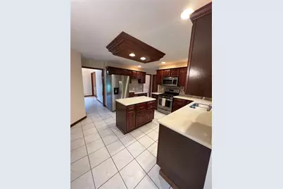 100 Field Club Dr, Kennedy Township, PA 15136 - Photo 26