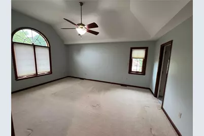 100 Field Club Dr, Kennedy Township, PA 15136 - Photo 28