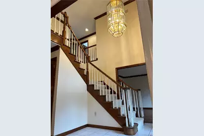 100 Field Club Dr, Kennedy Township, PA 15136 - Photo 14