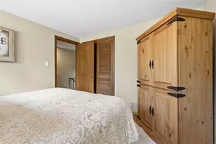 3934 Mimosa Dr, Bethel Park, PA 15102 - Photo 26