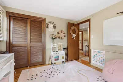 3934 Mimosa Dr, Bethel Park, PA 15102 - Photo 28