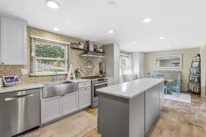 3934 Mimosa Dr, Bethel Park, PA 15102 - Photo 20