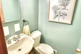 4933 Point Cir Dr, Monroeville, PA 15146 - Photo 20