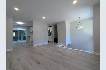 1889 Riggs Rd, South Park, PA 15129 - Photo 4