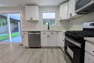 1889 Riggs Rd, South Park, PA 15129 - Photo 8