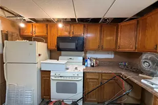 6006 Soltis Dr, Clairton, PA 15025 - Photo 8