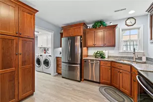 502 Stonecliff Ln, Franklin Township, PA 16001 - Photo 8