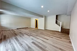 815 Village Dr, Pittsburgh, PA 15237 - Photo 26