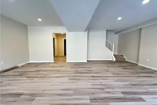815 Village Dr, Pittsburgh, PA 15237 - Photo 26