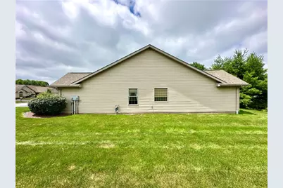 33 Fields Drive, Shenango Township, PA 16101 - Photo 8