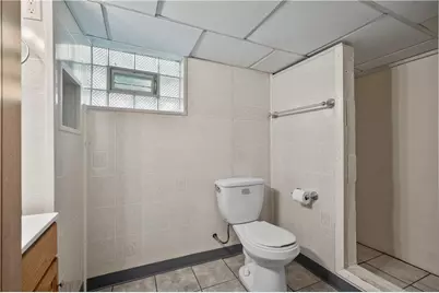 3210 Thornwood Dr, Bethel Park, PA 15102 - Photo 20
