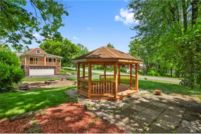 3210 Thornwood Dr, Bethel Park, PA 15102 - Photo 22