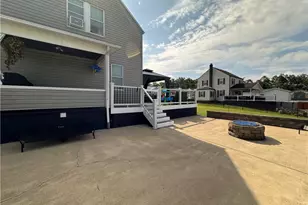 2119 Walnut Dr, Derry Township, PA 15650 - Photo 12