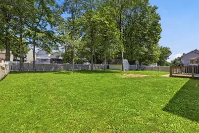203 Lochinver Dr, Moon/Crescent Twp, PA 15108 - Photo 36