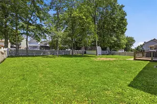 203 Lochinver Dr, Moon/Crescent Twp, PA 15108 - Photo 36