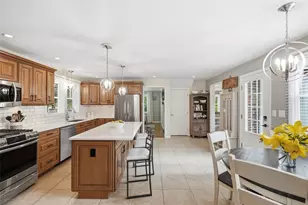 836 Old Thorn Run Rd, Moon/Crescent Twp, PA 15108 - Photo 4