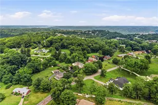 836 Old Thorn Run Rd, Moon/Crescent Twp, PA 15108 - Photo 50