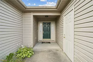 507 Kristi Dr, Hempfield Township, PA 15601 - Photo 2