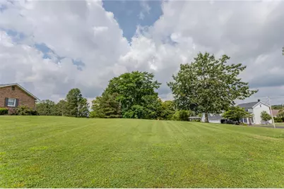 1506 Chestnut St, South Connellsville, PA 15425 - Photo 4