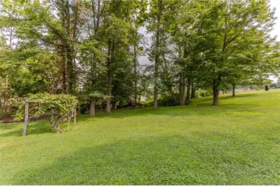 1506 Chestnut St, South Connellsville, PA 15425 - Photo 10