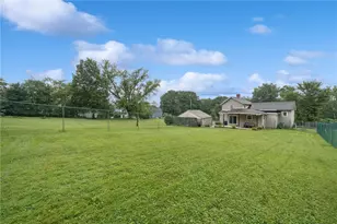 134 Trouttown Rd, Hunker, PA 15639 - Photo 8