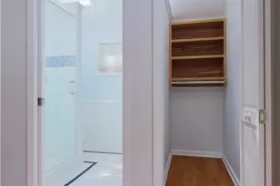 633 Crystal Dr, Pittsburgh, PA 15228 - Photo 22